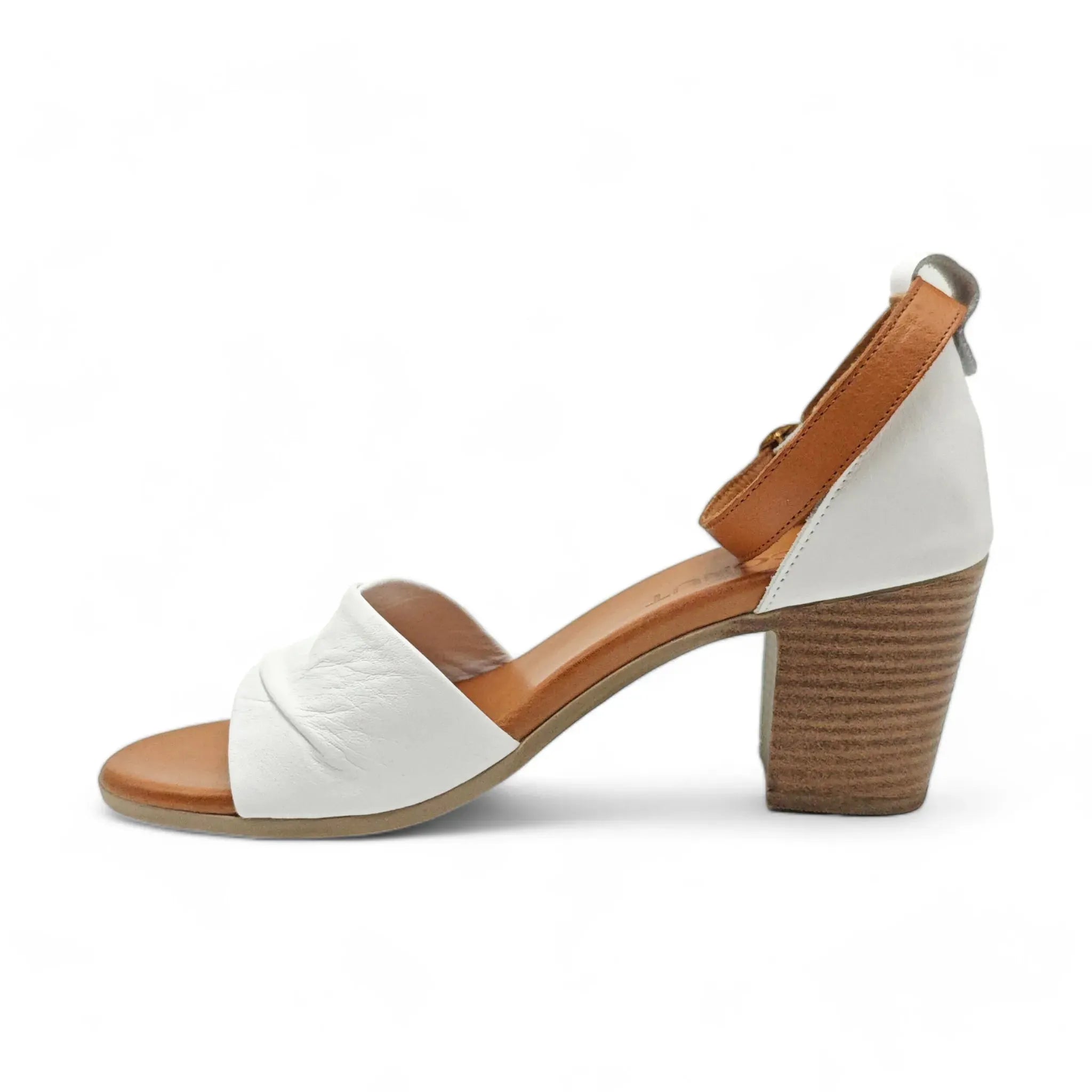 Coconut sandale sa slingback zglobnim remenom na blok štiklu 0177