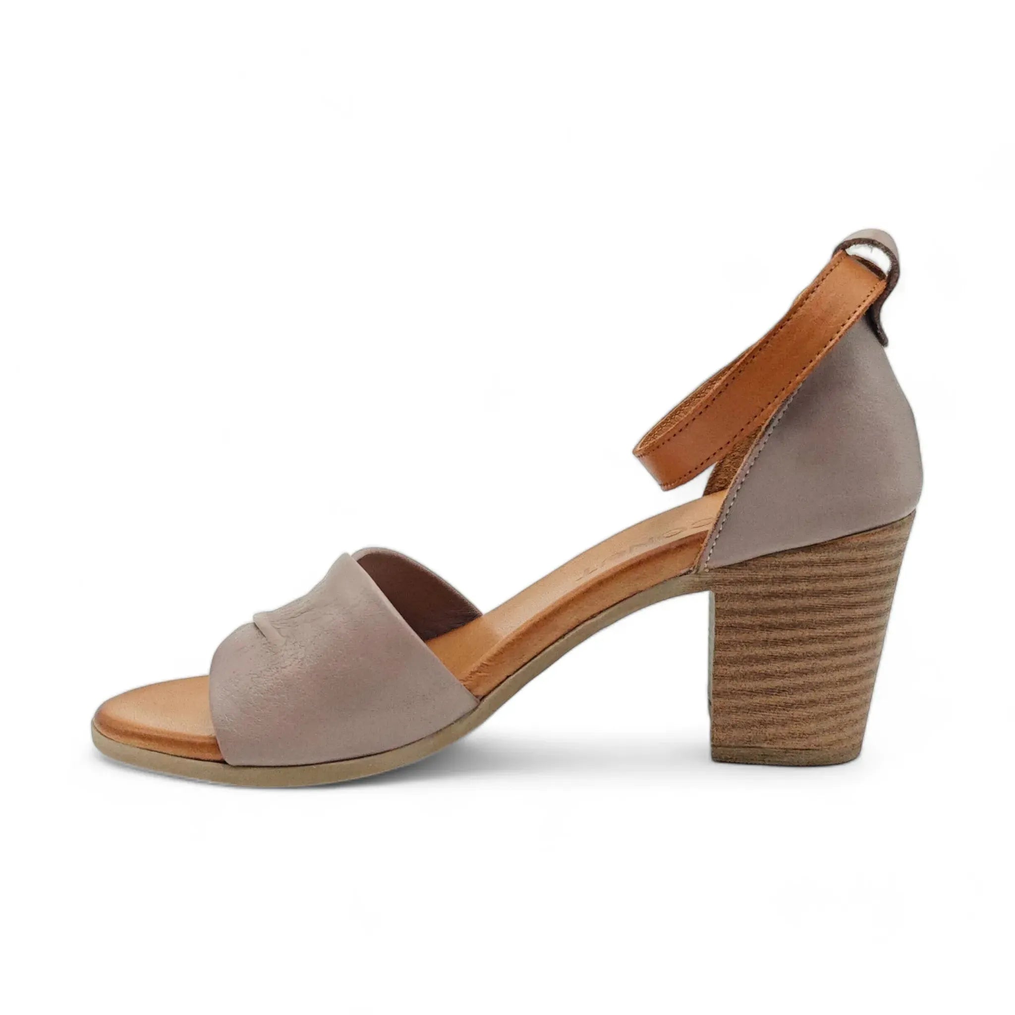 Coconut sandale sa slingback zglobnim remenom na blok štiklu 0177